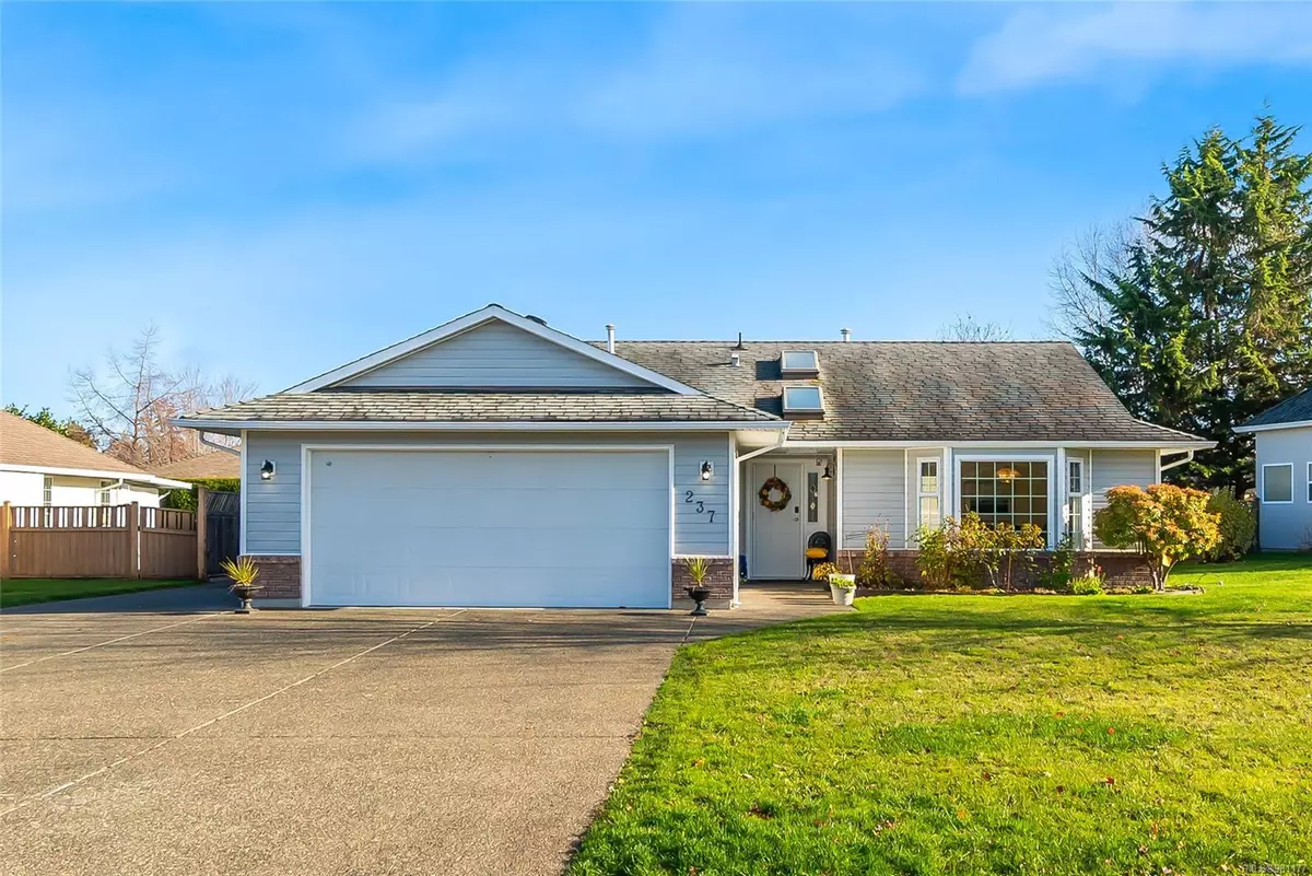 Parksville, BC V9P 2P7,237 Crabapple Cres