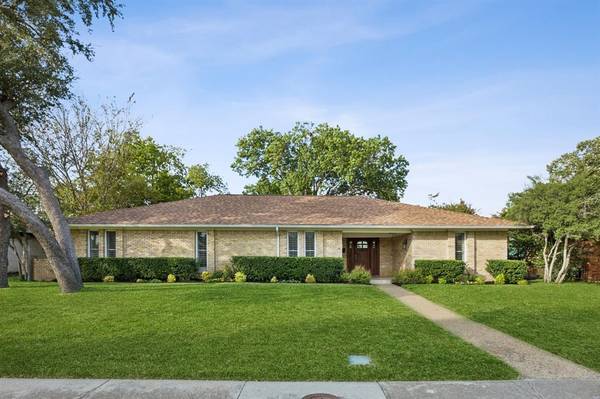 3445 Salisbury Drive,  Dallas,  TX 75229