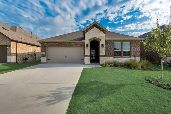 11213 Klondike Lane, Aubrey, TX 76227