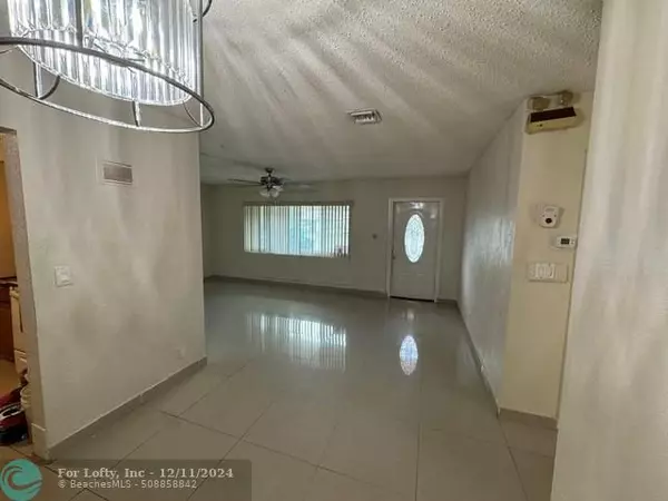 Deerfield Beach, FL 33064,830 NE 51st Ct