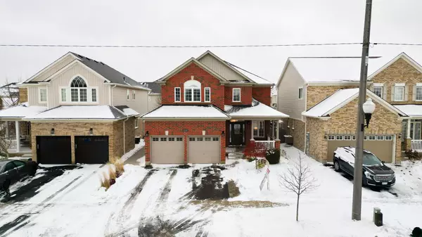 319 Robert Ferrie DR, Kitchener, ON N2P 2Y7