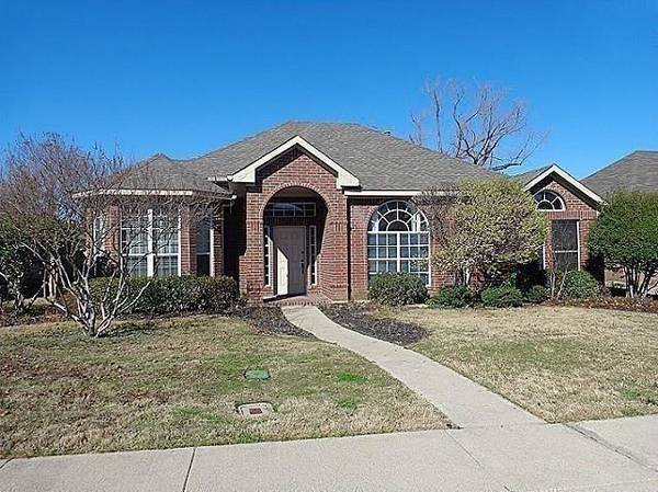 1653 Glenmore Drive, Lewisville, TX 75077