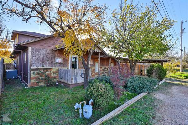 107 Haynes, Merkel, TX 79536