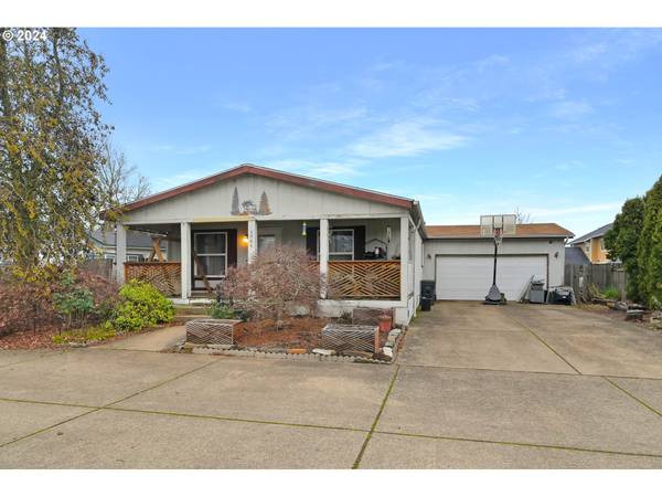 2564 Rosebay ST, Eugene, OR 97402