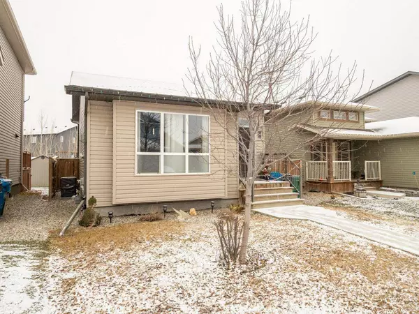 Lethbridge, AB T1J5J3,348 Crocus TER W