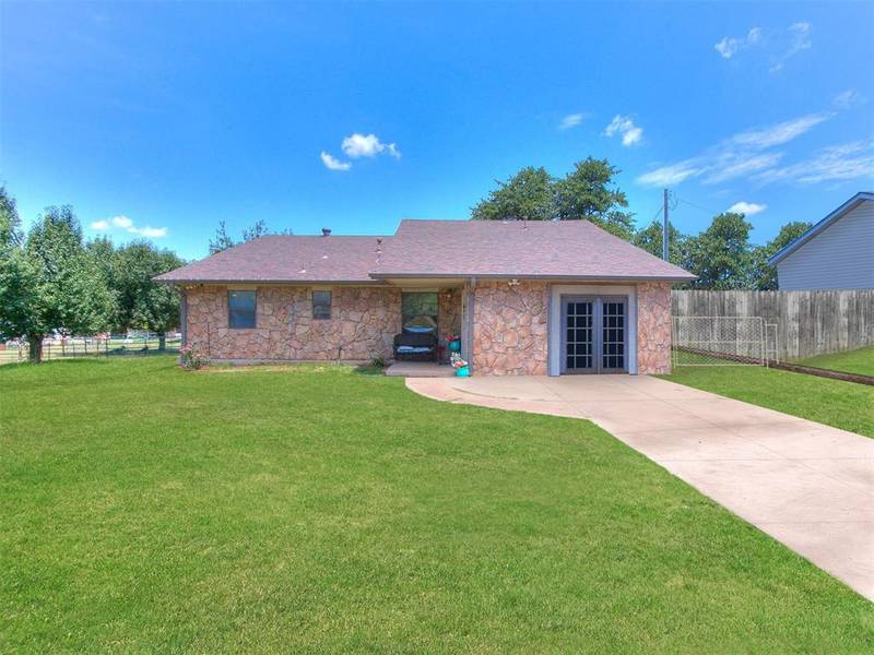 8925 NE 52nd Street, Spencer, OK 73084