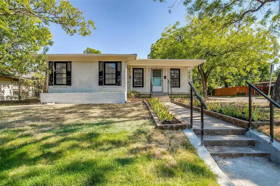 3647 E Washburn Avenue, Fort Worth, TX 76107