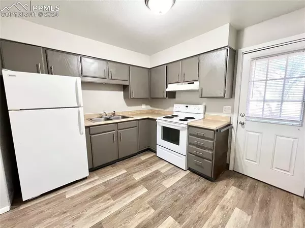 Colorado Springs, CO 80916,330 Vehr DR