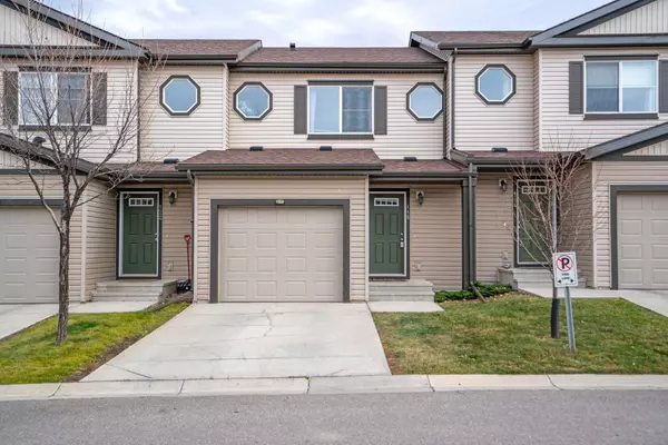 Calgary, AB T2Z 1G6,118 Copperpond LNDG SE