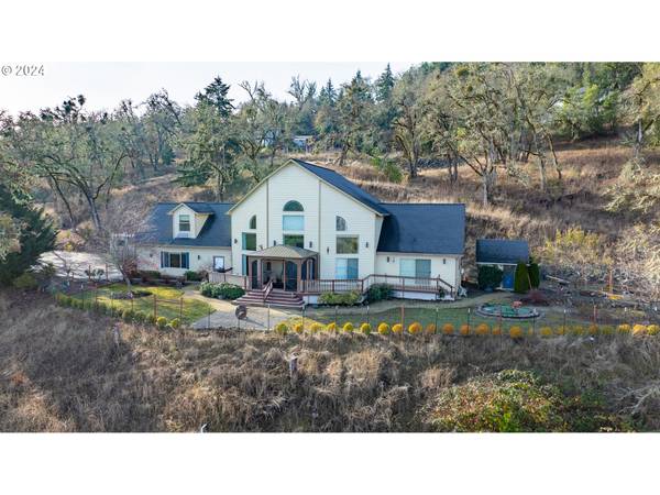 835 JEWEL DR, Roseburg, OR 97471