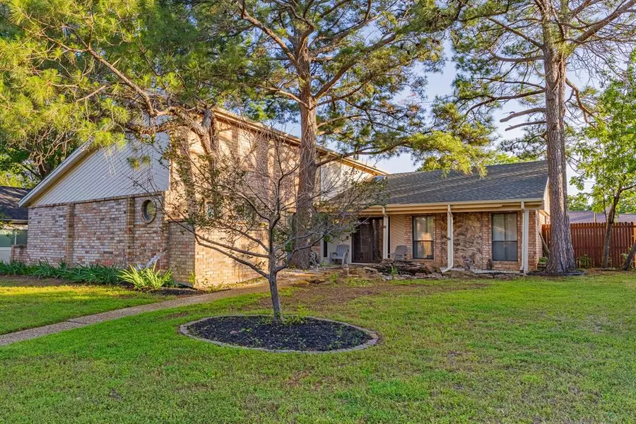 25 Indian Trail, Hickory Creek, TX 75065