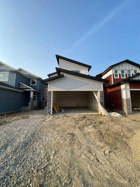 Crossfield, AB T0M0S0,1045 Iron Landing WAY North