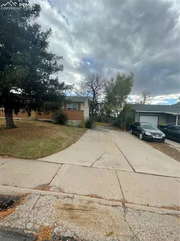 Colorado Springs, CO 80910,1207 Rushmore DR