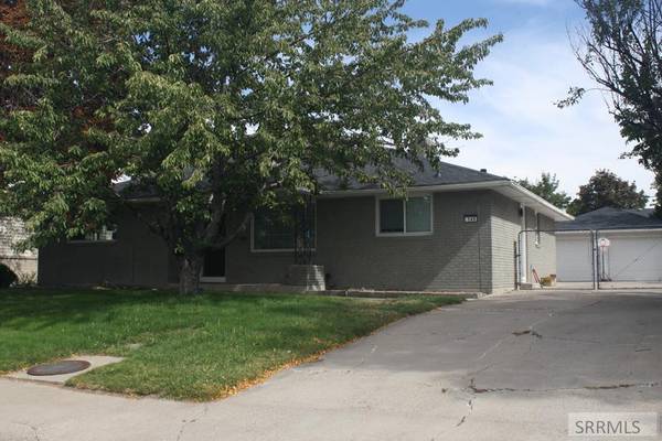 146 S 16th Avenue, Pocatello, ID 83201