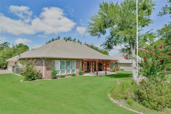 Granbury, TX 76049,9107 Bontura Road