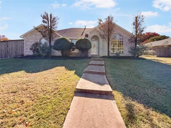 508 Tealridge Lane, Desoto, TX 75115