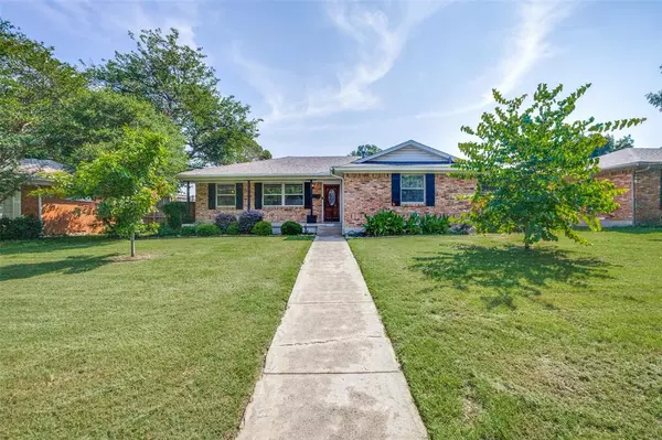 2524 Greenport Drive, Dallas, TX 75228