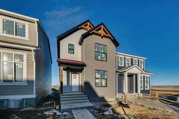 1022 Sawgrass Link NW, Airdrie, AB T4B4J6