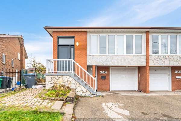 4062 Dunmow CRES, Mississauga, ON L4Z 1C9