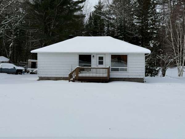 32299 Highway 17 N/A E, Deep River, ON K0J 1P0