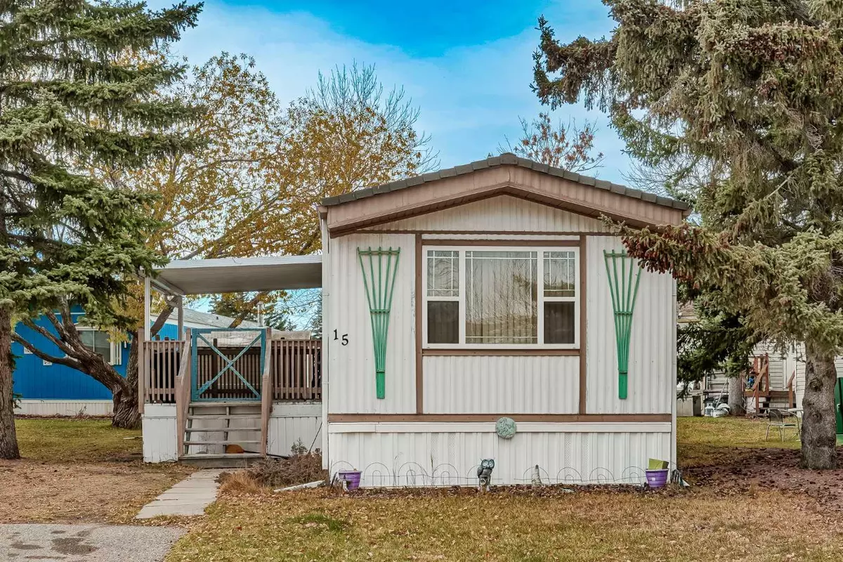 Calgary, AB T1Y 6K5,15 Burroughs PL NE