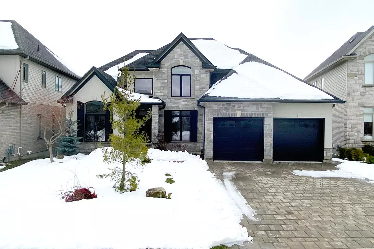 London, ON N6G 0K6,2369 Torrey Pines WAY