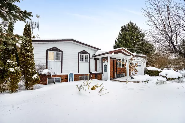 1847 Cassburn RD, Champlain, ON K0B 1K0