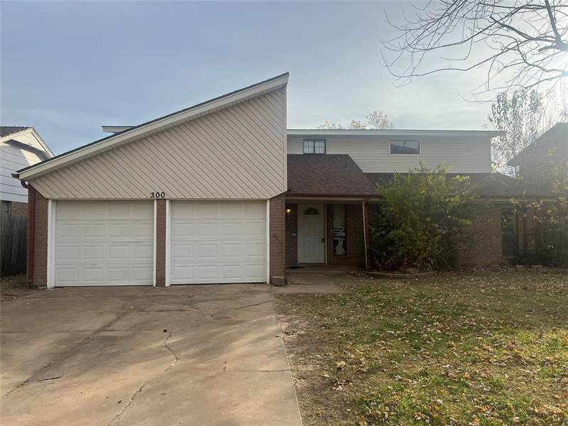 300 S Morgan Drive, Moore, OK 73160