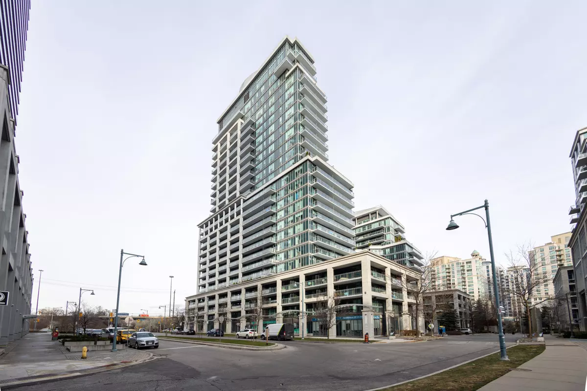 Toronto W06, ON M8V 4E9,2121 Lake Shore BLVD W #812