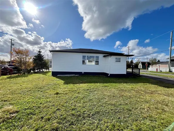 Grand Bank, NL A0E1W0,24 Elizabeth Avenue