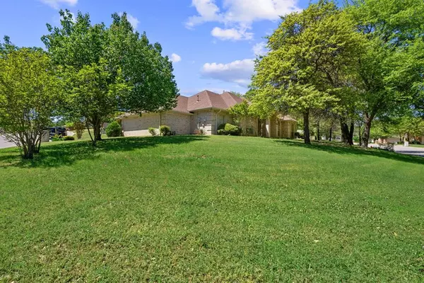 Weatherford, TX 76087,2134 Country Brook Drive