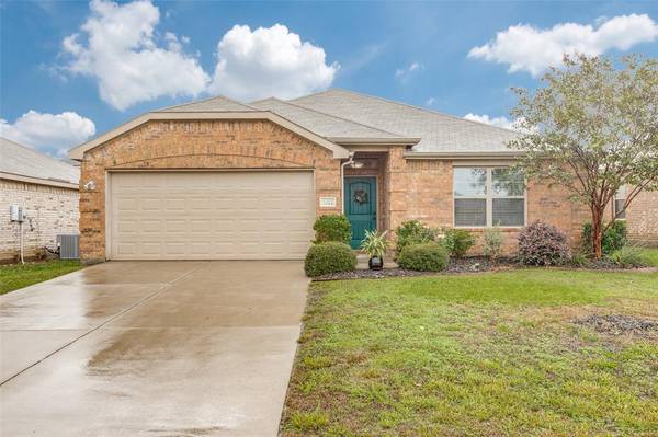 1412 Thibodaux Drive, Greenville, TX 75402