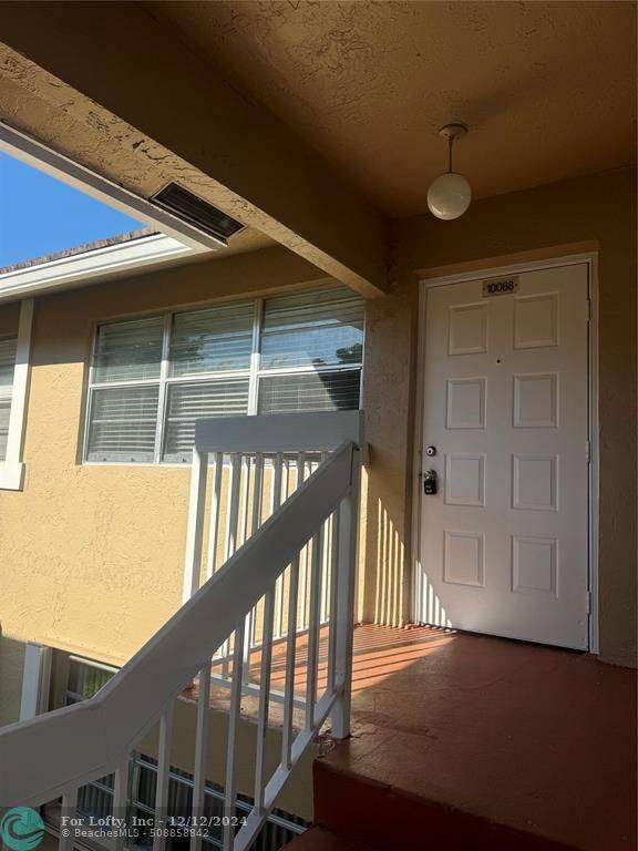 Coral Springs, FL 33071,10068 Twin Lakes Dr  #10068