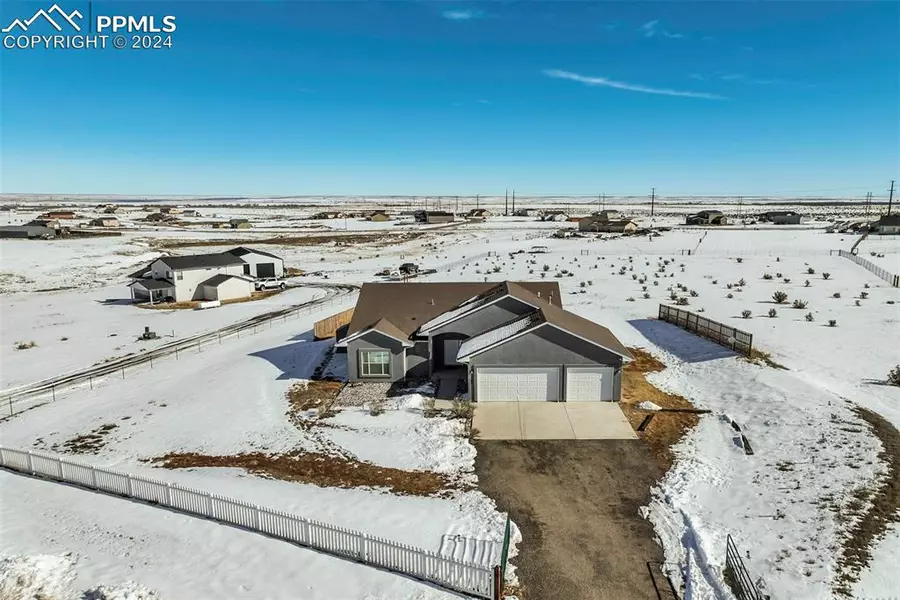 7246 Van Wyhe CT, Fountain, CO 80817