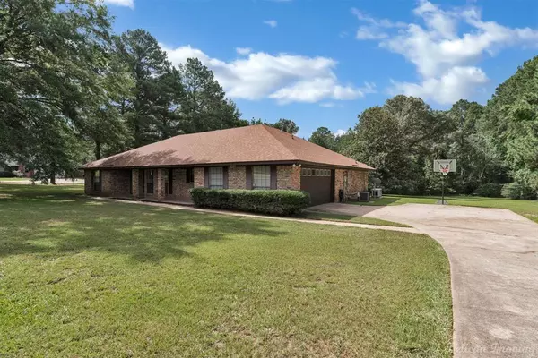 Greenwood, LA 71033,8312 S Satinwood Drive