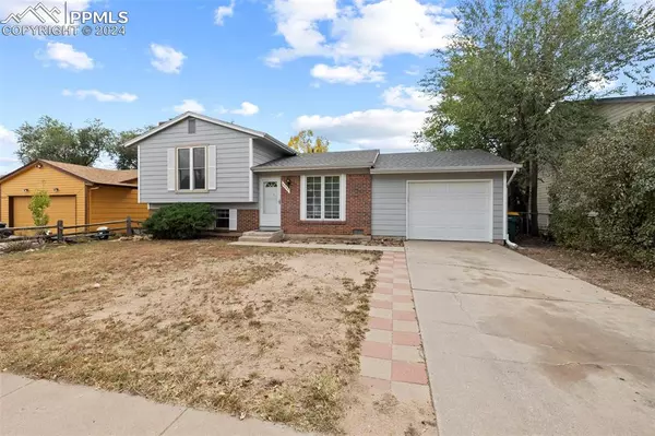 Colorado Springs, CO 80916,4555 Melville DR