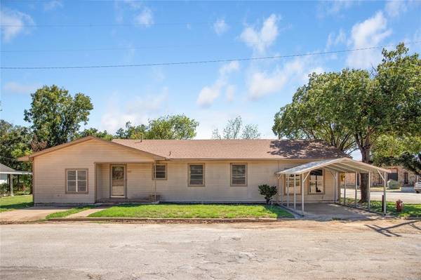 Santa Anna, TX 76878,507 Avenue B