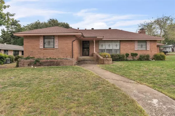 924 Whitestone Lane, Dallas, TX 75232