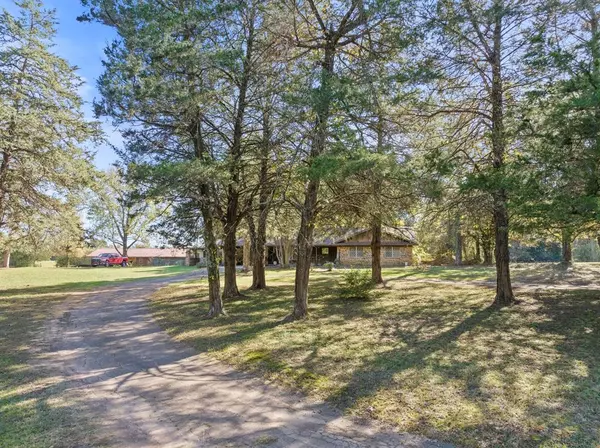 Mount Pleasant, TX 75455,2602 CR 4215