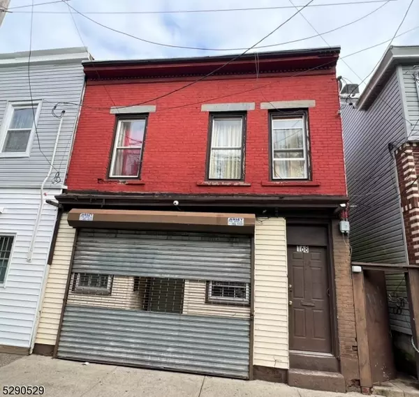 168 N Main St, Paterson City, NJ 07522