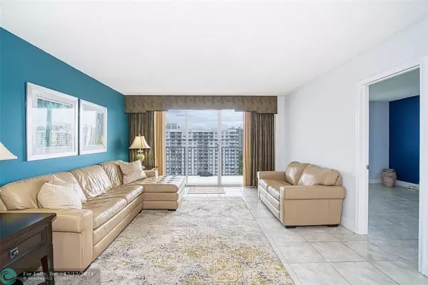 Aventura, FL 33160,2801 NE 183rd St  #2014W