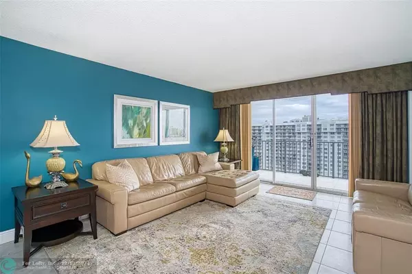 Aventura, FL 33160,2801 NE 183rd St  #2014W