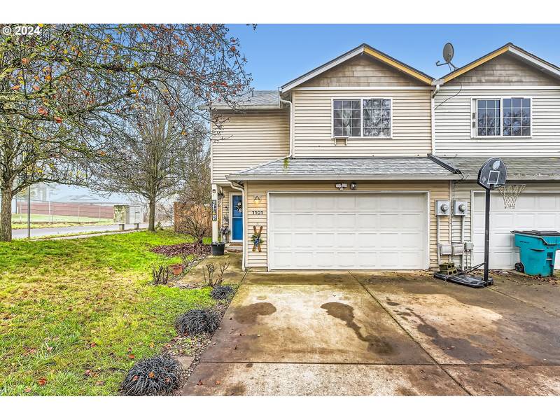 1101 W 33RD WAY, Vancouver, WA 98660