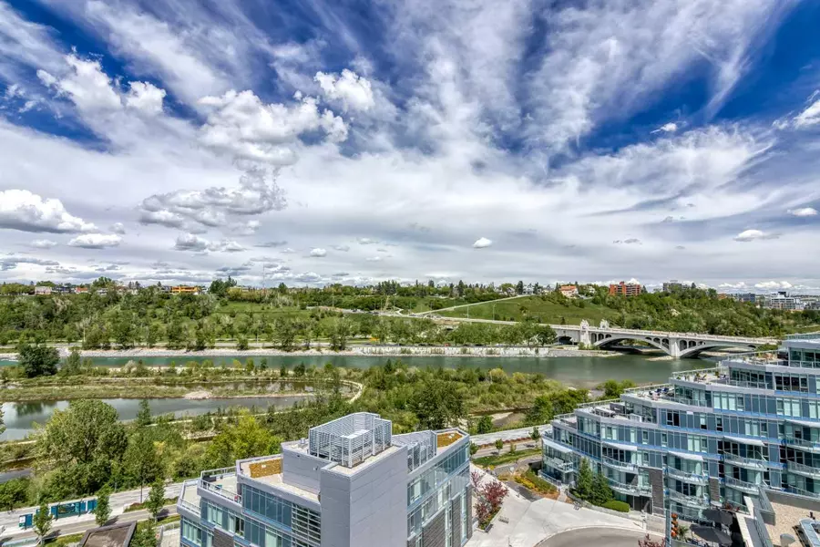 128 2 ST Southwest #1102, Calgary, AB T2P 0S7