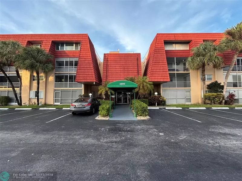 22615 SW 66th Ave  #103, Boca Raton, FL 33428