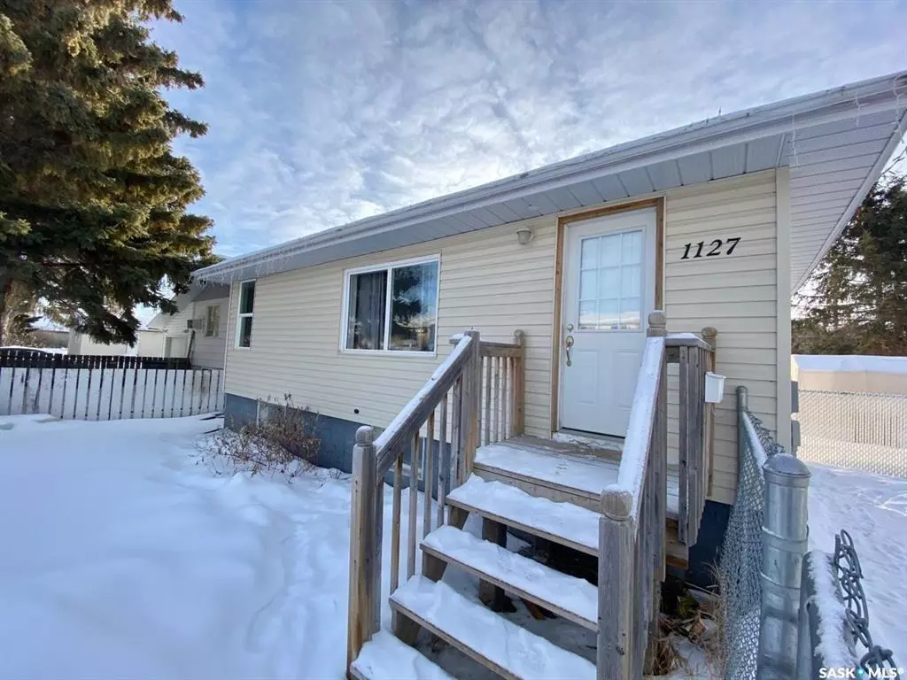 Prince Albert, SK S6V 4B5,1127 18th STREET W