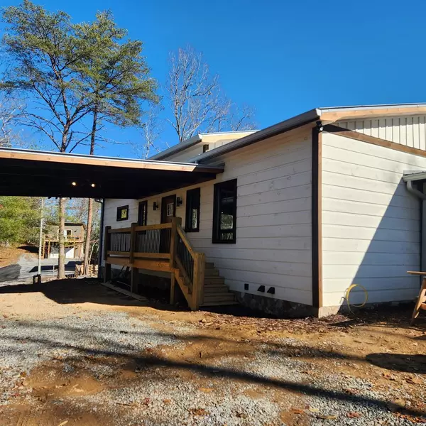 Mineral Bluff, GA 30559,150 Oak Hill Drive