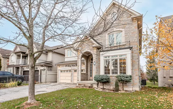 Oakville, ON L6L 6V8,137 Spring Azure CRES