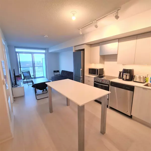 30 Gibbs RD #1610, Toronto W08, ON M9B 0E4