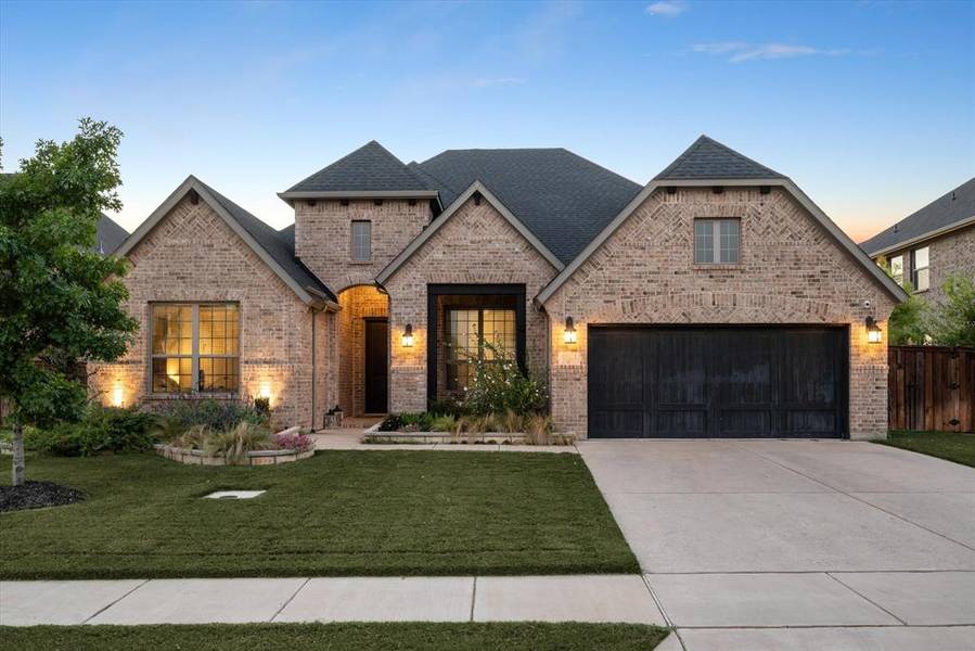 6921 Broomsedge Drive, Flower Mound, TX 76226